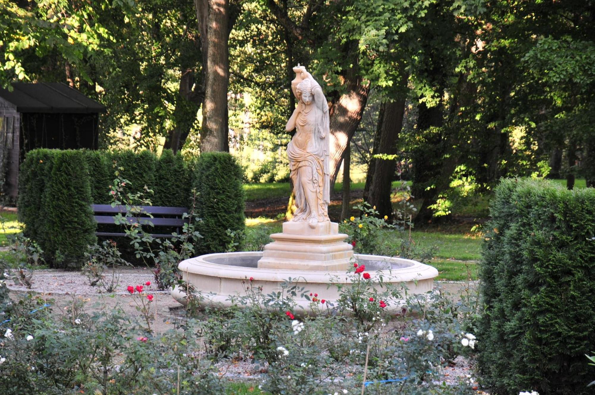 Zamek Podewils Кронг Екстериор снимка